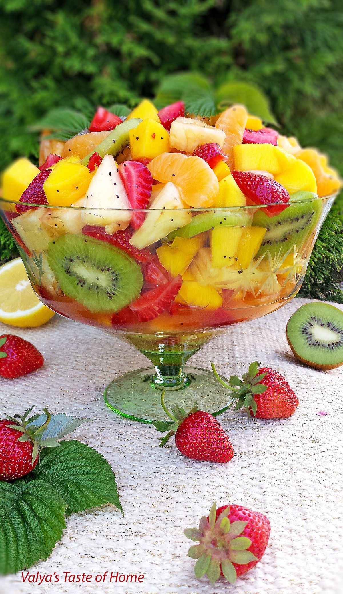 Fresh fruit salad